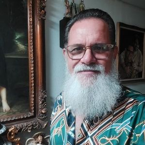 Meet your Posher, Angel rafael